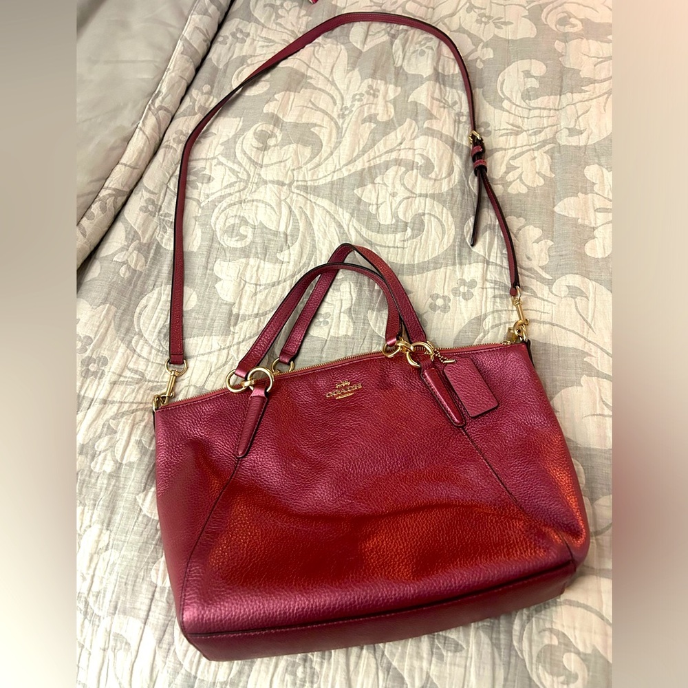 Coach Purse! Great color! Excellent condition